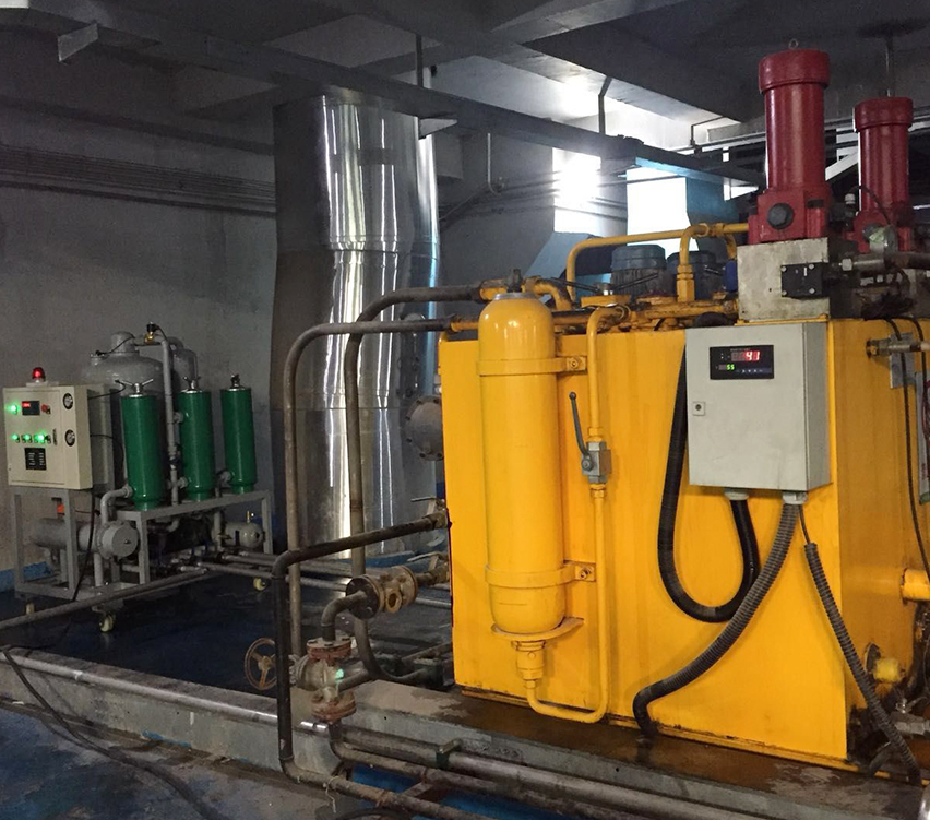 瀘州垃圾發(fā)電廠濾油機(jī)現(xiàn)場(chǎng)